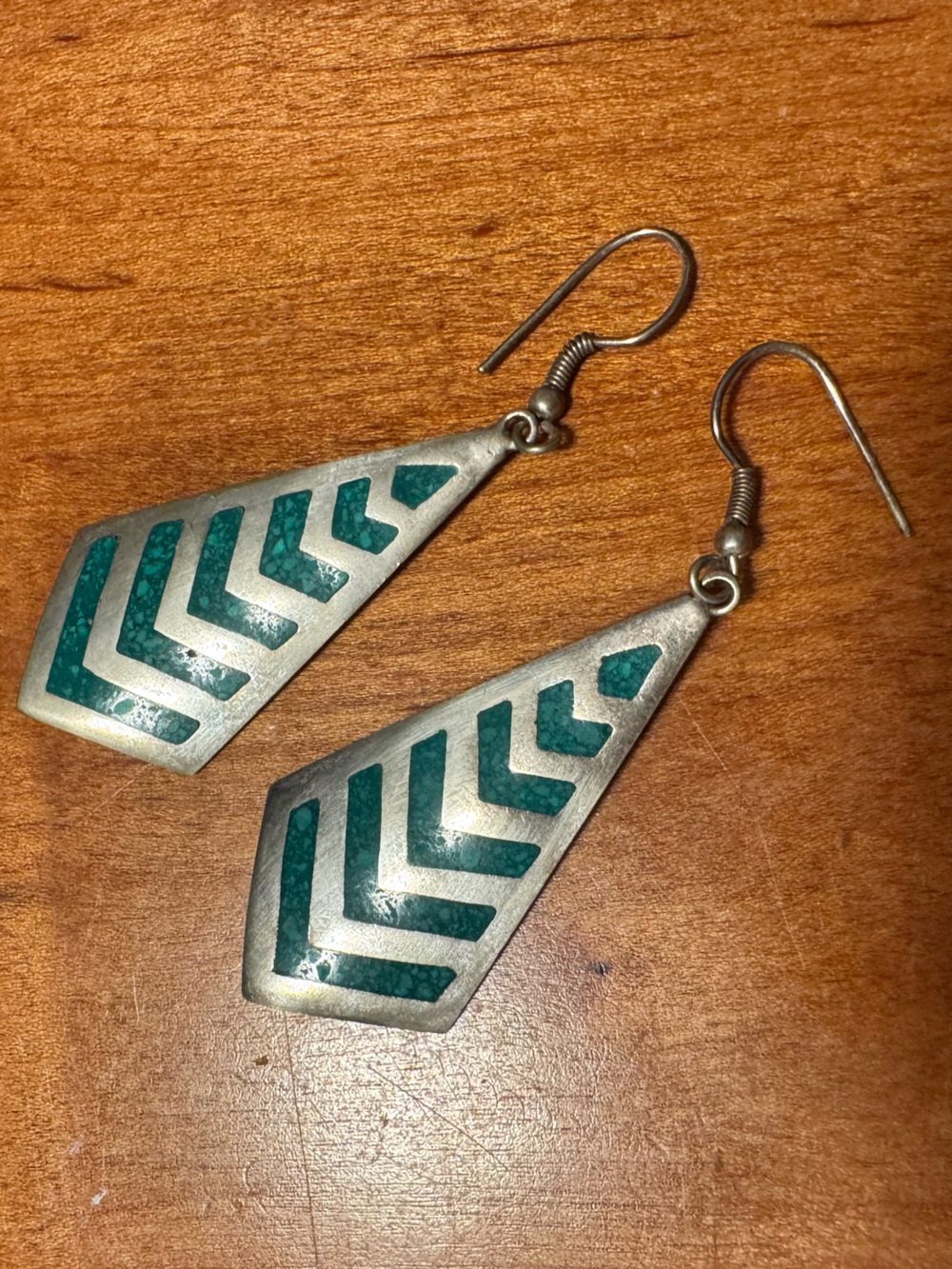 Vintage Mexican Alpaca Silver Chevron Dangle Earrings - Green Crushed Turquoise